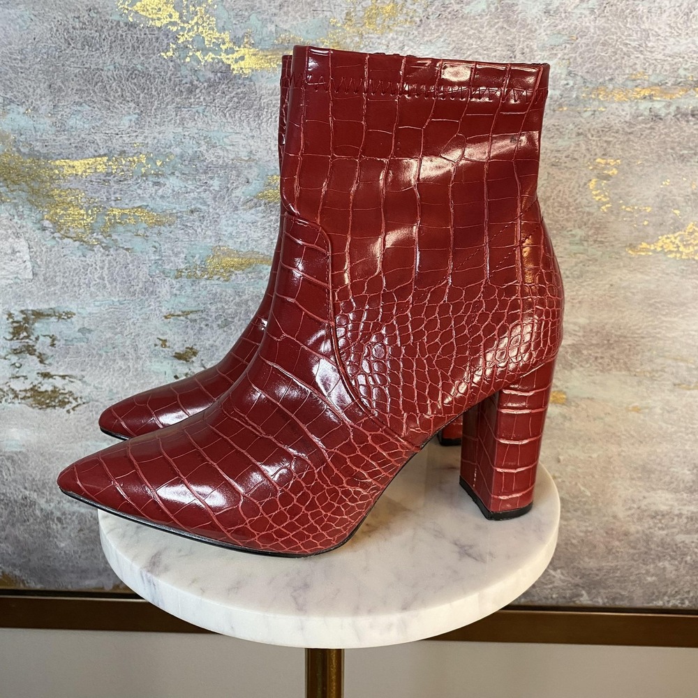 Catherine Malandrino Boots Womens Size 9 Red Croc Embossed Block Heel Ankle
